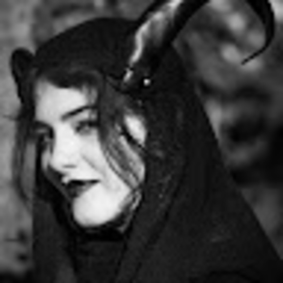 Meet your Posher, Pandora's box: - Picture 1 of 1